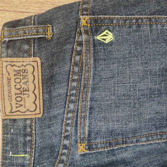 Volcom Jeans - Picture 3 of 14